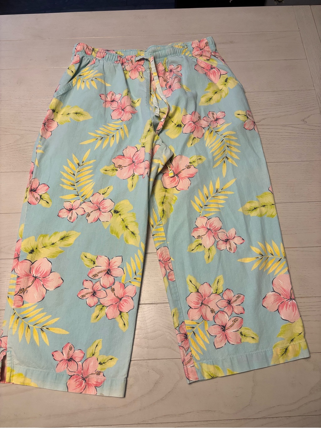Vintage Capris S